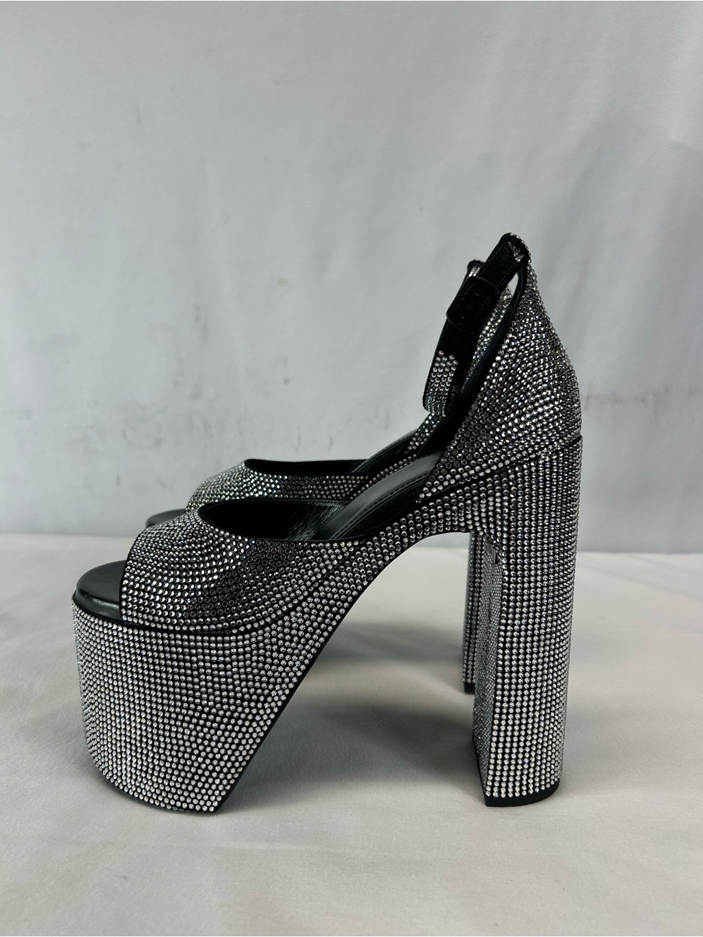 Balenciaga - Camden embellished leather platform sandals - Picture 4 of 11